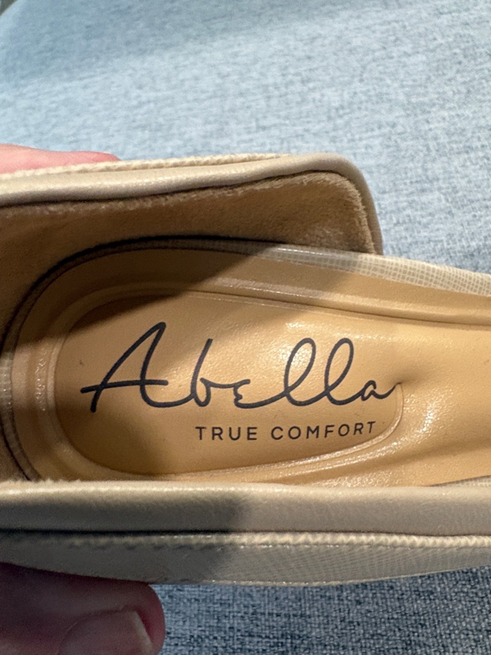 Abella True Comfort Nude Pointed  Toe Mid Heel Pumps - Picture 8 of 9